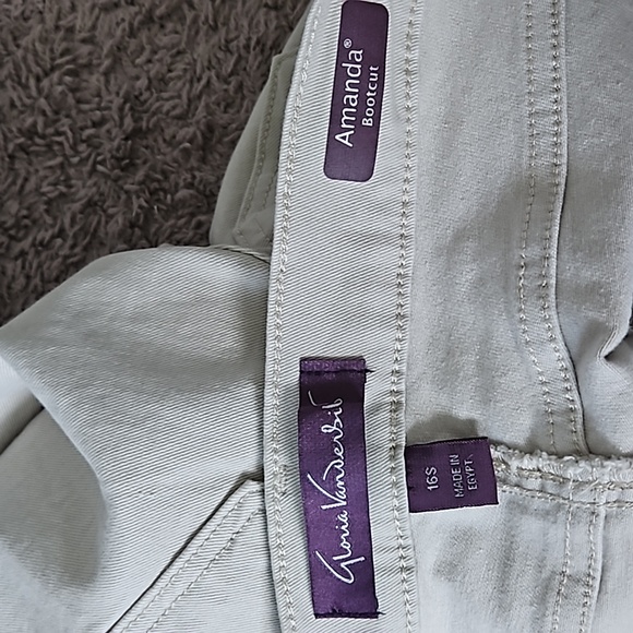 Gloria Vanderbilt Amanda bootcut jeans-stonewood-16 short - Picture 5 of 9